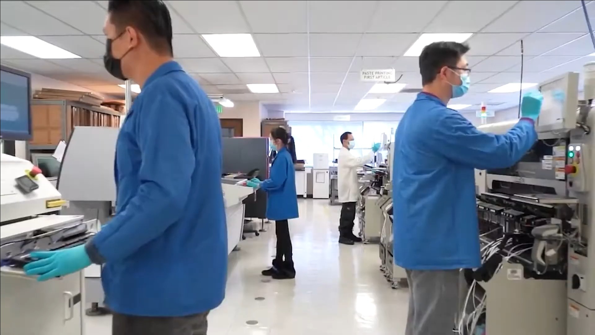 Electronic peripheral used to manufacture devices